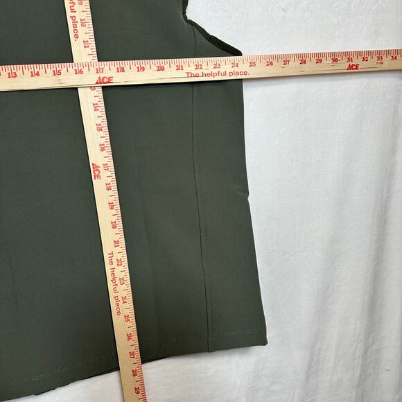 NWT 32 Degrees COOL Basil Green Vest Large Zipped Pockets Active Fall Camp Hike - Picture 6 of 8